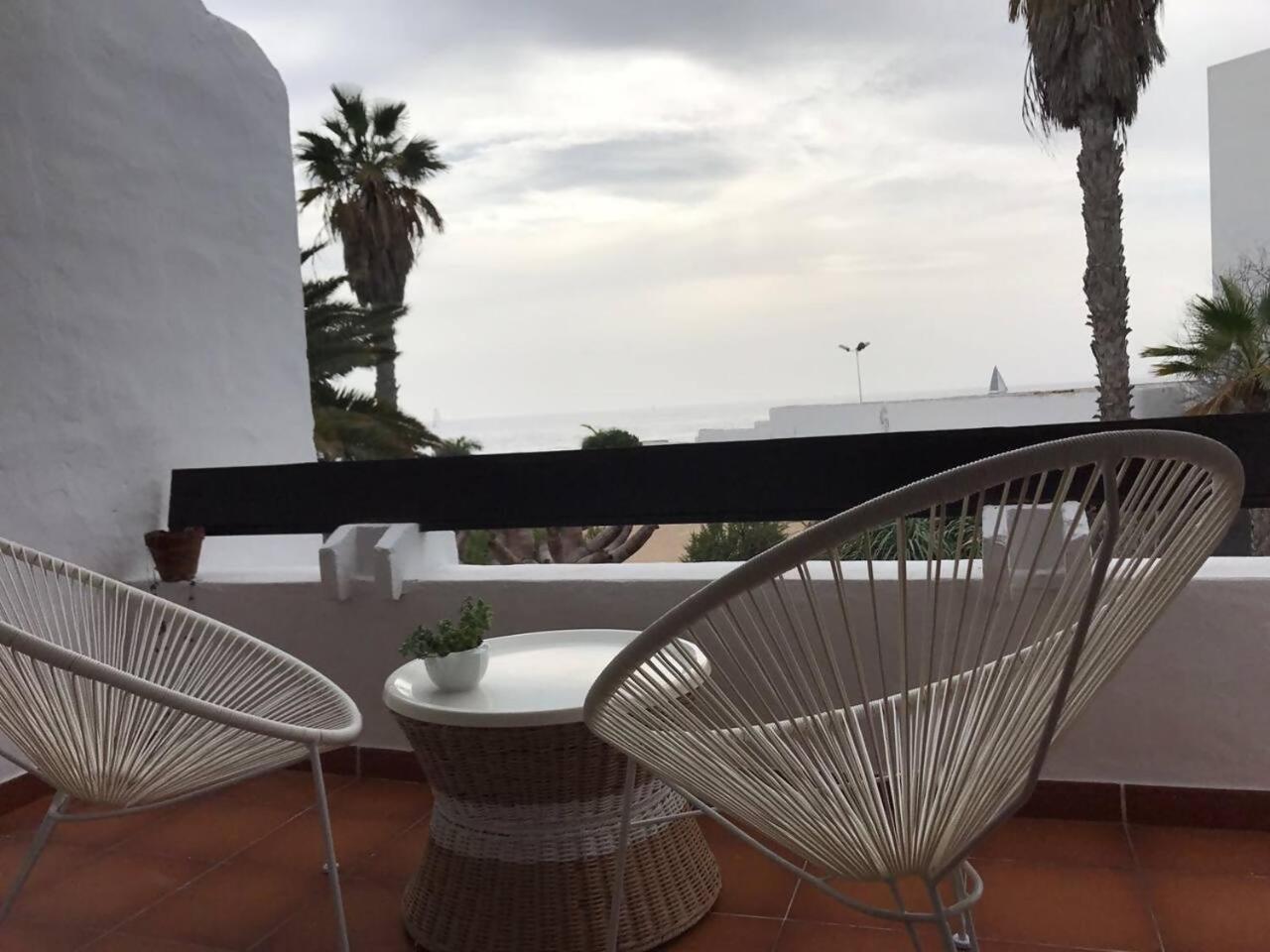 La Playita Primera Linea De Mar Puerto del Carmen  Eksteriør billede